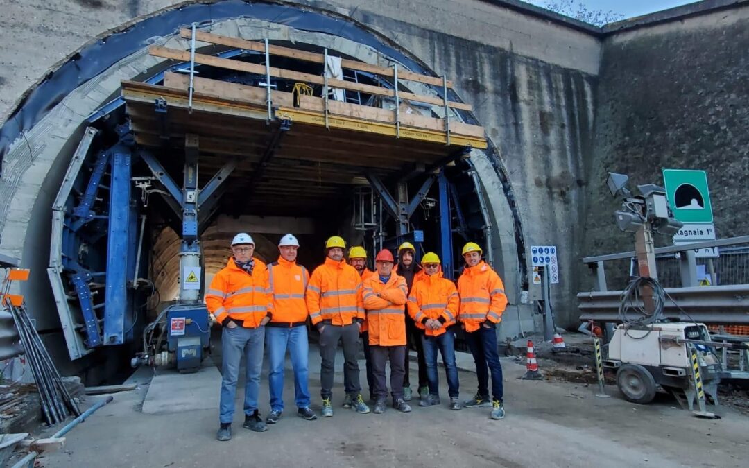 The challenges of existing infrastructures-a new technology for the rapid resurfacing and reconstruction of damaged crowns in tunnels